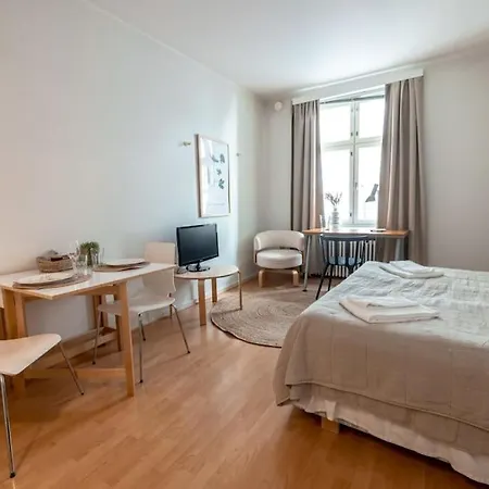 2ndhomes Comfy Studio By The Esplanade Park